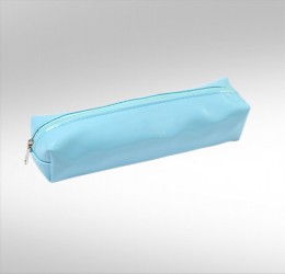 Pouch004